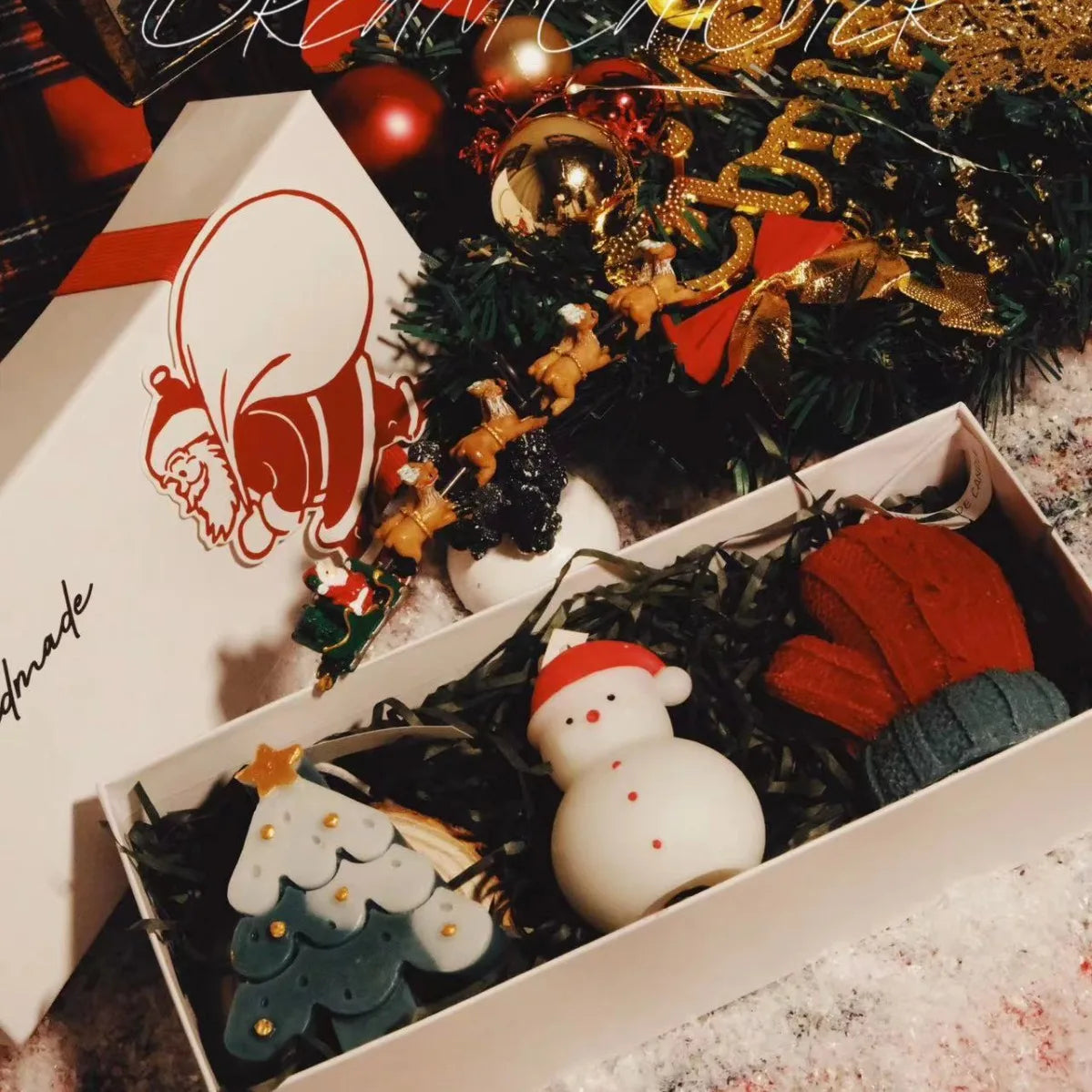 HolidayGlow 3-Piece Candle Set™ – Christmas Scented Gift Set - Utopia Corner