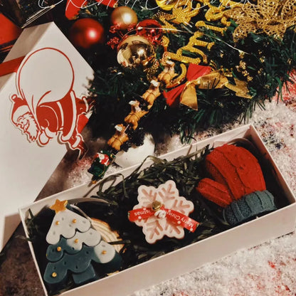 HolidayGlow 3-Piece Candle Set™ – Christmas Scented Gift Set - Utopia Corner