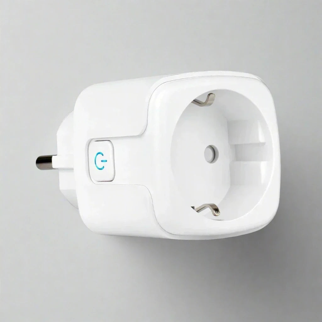 Smart plug 16A 20A high power front view